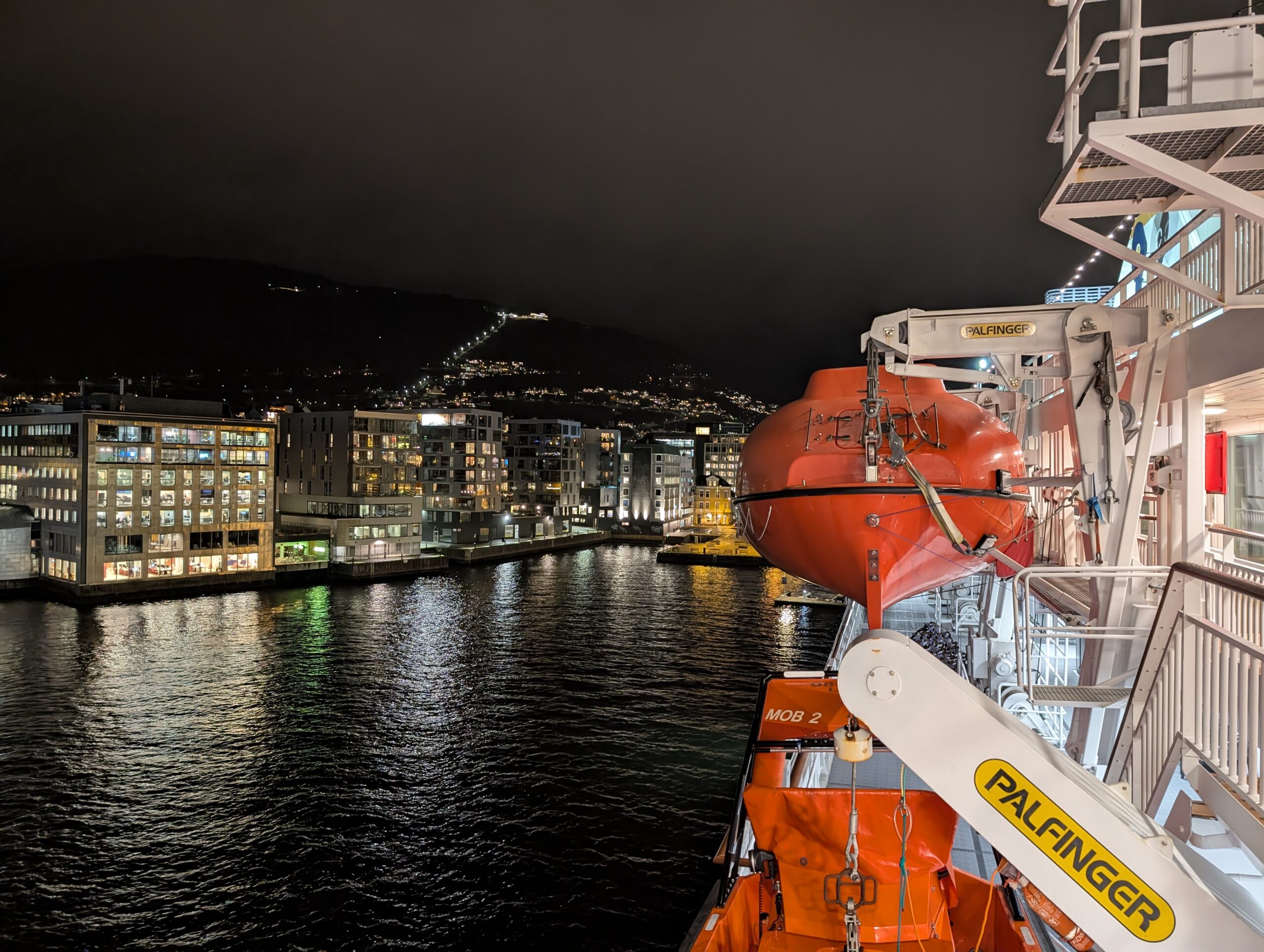 PXL_20241216_162134811.NIGHT